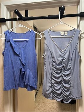 Chico’s Sleeveless V-Neck Tank Top set (size 1)